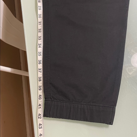 Levi's Men's Black Joggers - Picture 2 of 13